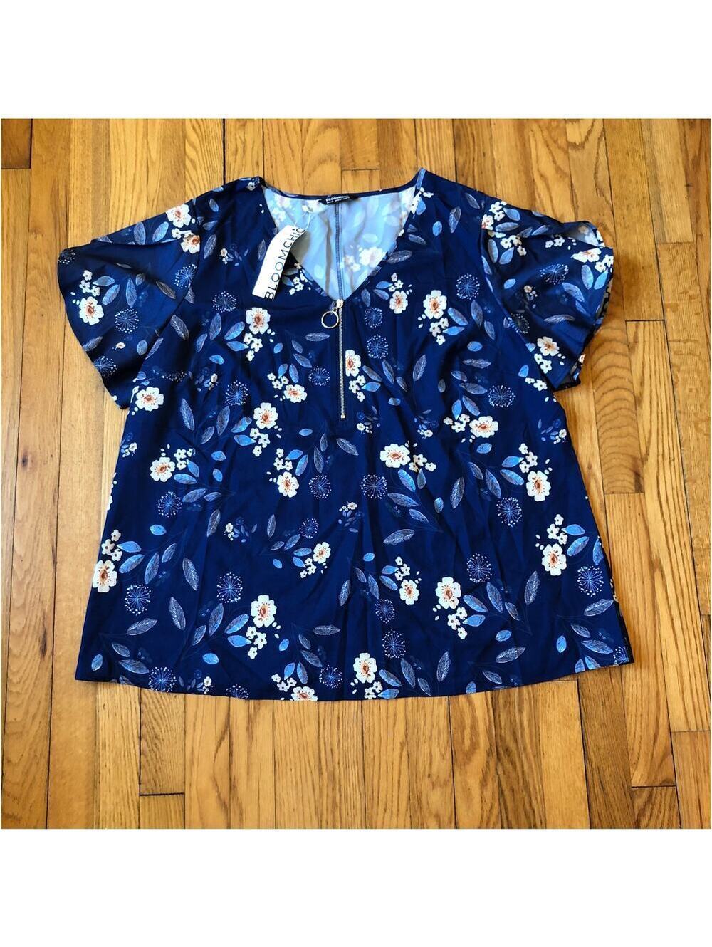 Bloomchic NWT Women's Blue Floral Short Sleeve Zip Front Blouse Size 18-20